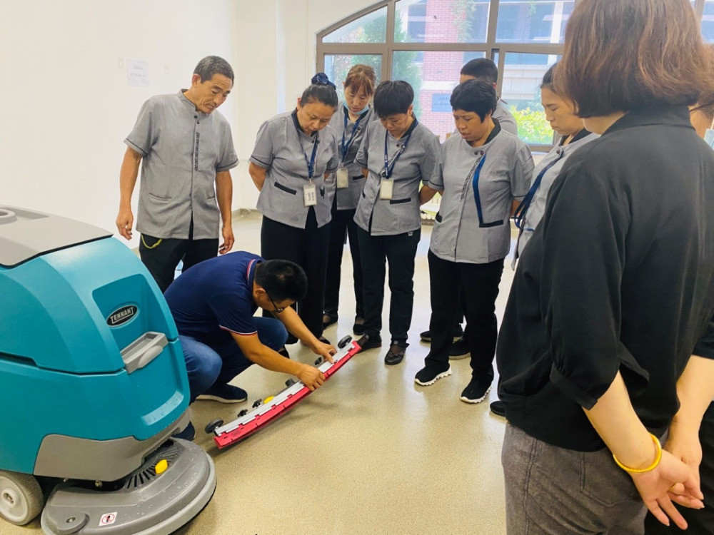 社区传播仍存风险，好的物业公司用它来防疫