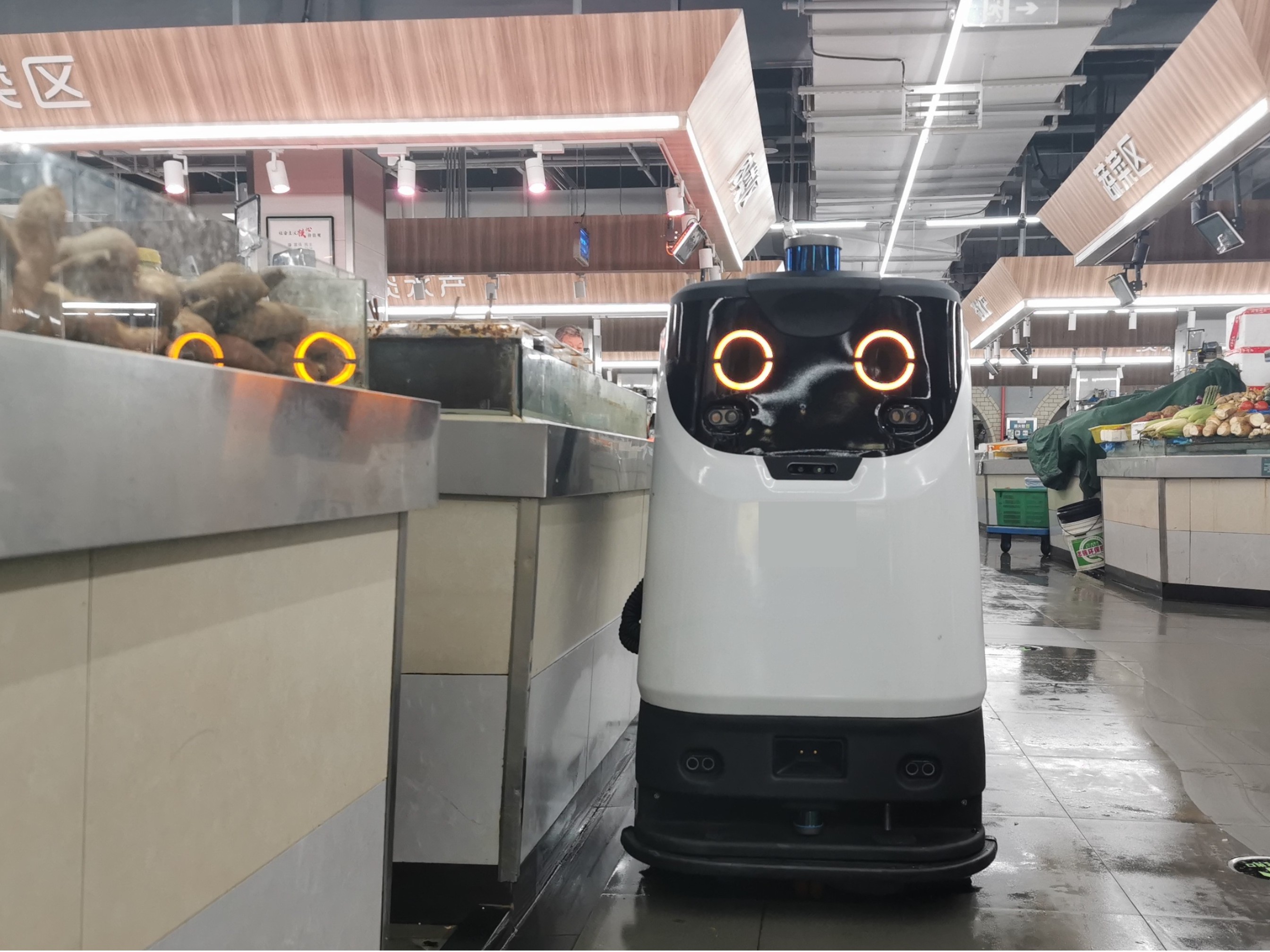 山姆山东拓局：地面清洁成运营关键，坦力洗地机携 “硬实力” 护航